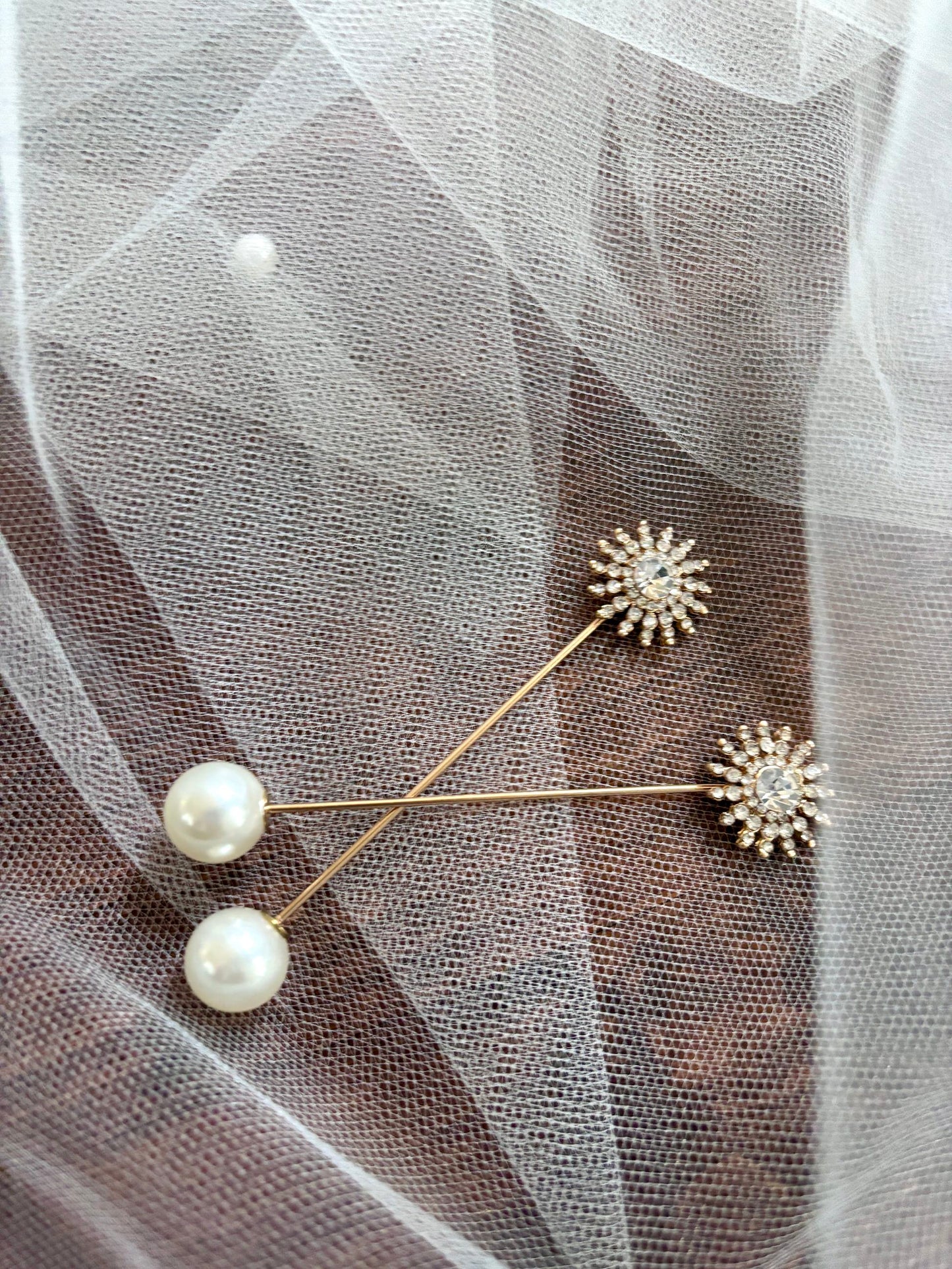 starburst pearl bridal veil hair pin bustles