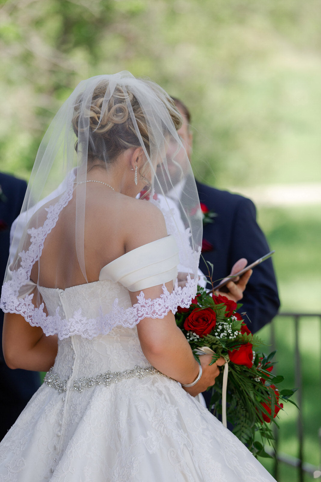 Elbow hot Length Bridal veil